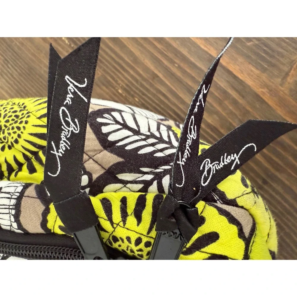 Vera Bradley‎ Backpack DIaperbag Quilted Floral Citron Print Traveler